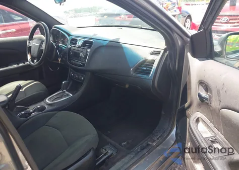 2012 Chrysler 200 Lx z USA, uszkodzony, nr VIN 1C3CCBAB1CN114083